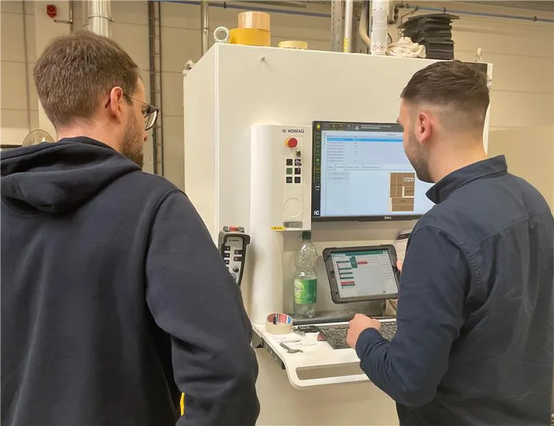 Fertigungshalle bei Hengelhaupt